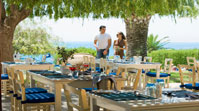 ../images/mediterranean/dining/024_Nautica_Bistro.jpg